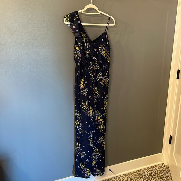 Floral romper size small - Picture 1 of 4